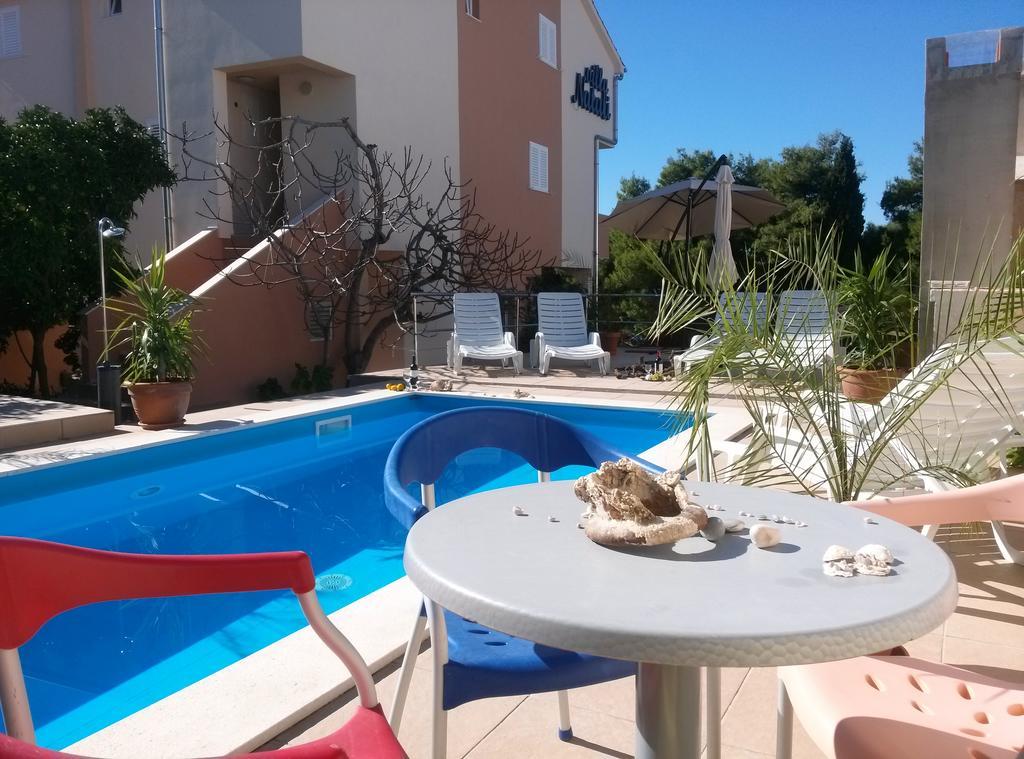 Apartments Villa Natali - Heating Pool Trogir Eksteriør bilde