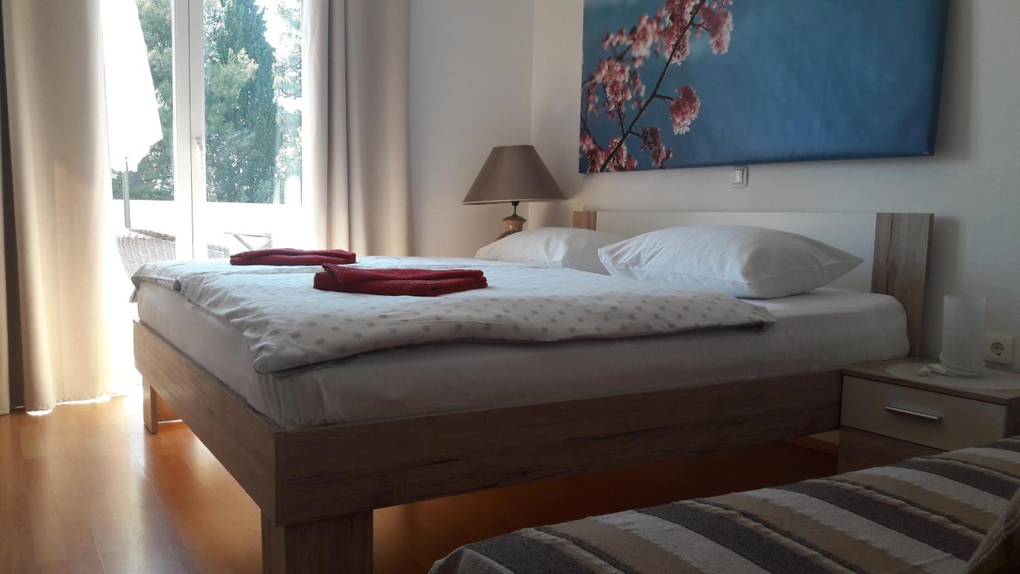 Apartments Villa Natali - Heating Pool Trogir Rom bilde